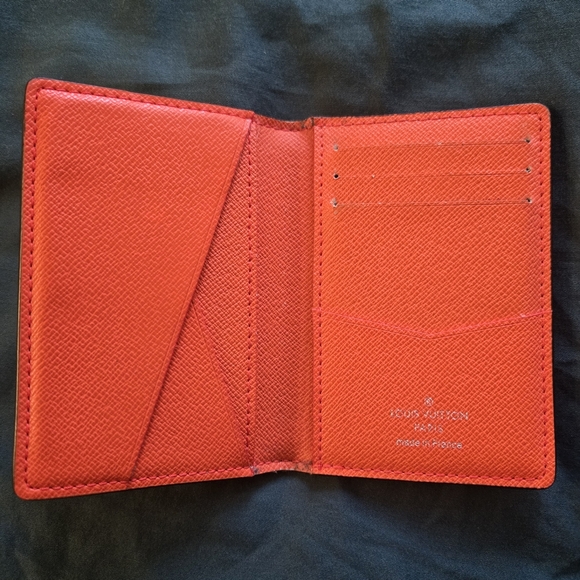 Louis Vuitton Pocket Organizer - Picture 3 of 8